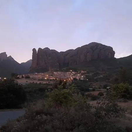 Casa Laguau Holiday home