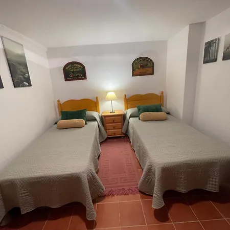 Casa Laguau Holiday home Aguero (Aragon)